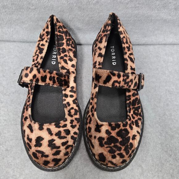 Torrid Leopard Print Velvet Mary Jane Lug Loafers Size 7WW - Picture 2 of 9